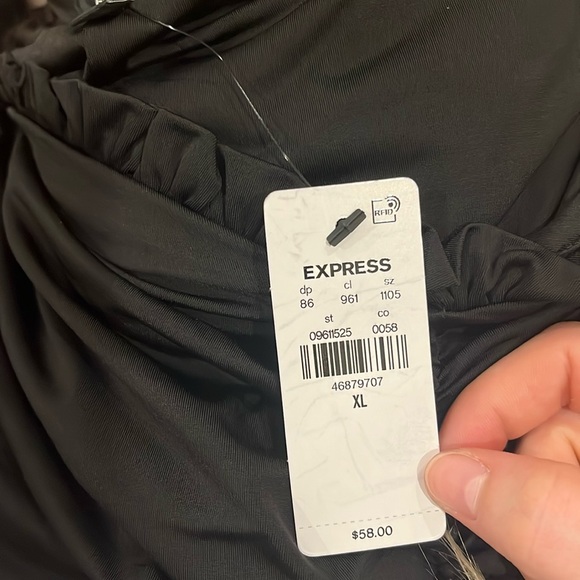 Black Body Contour Compression Off The Shoulder Ruched Tee express womens NEW - Picture 5 of 5